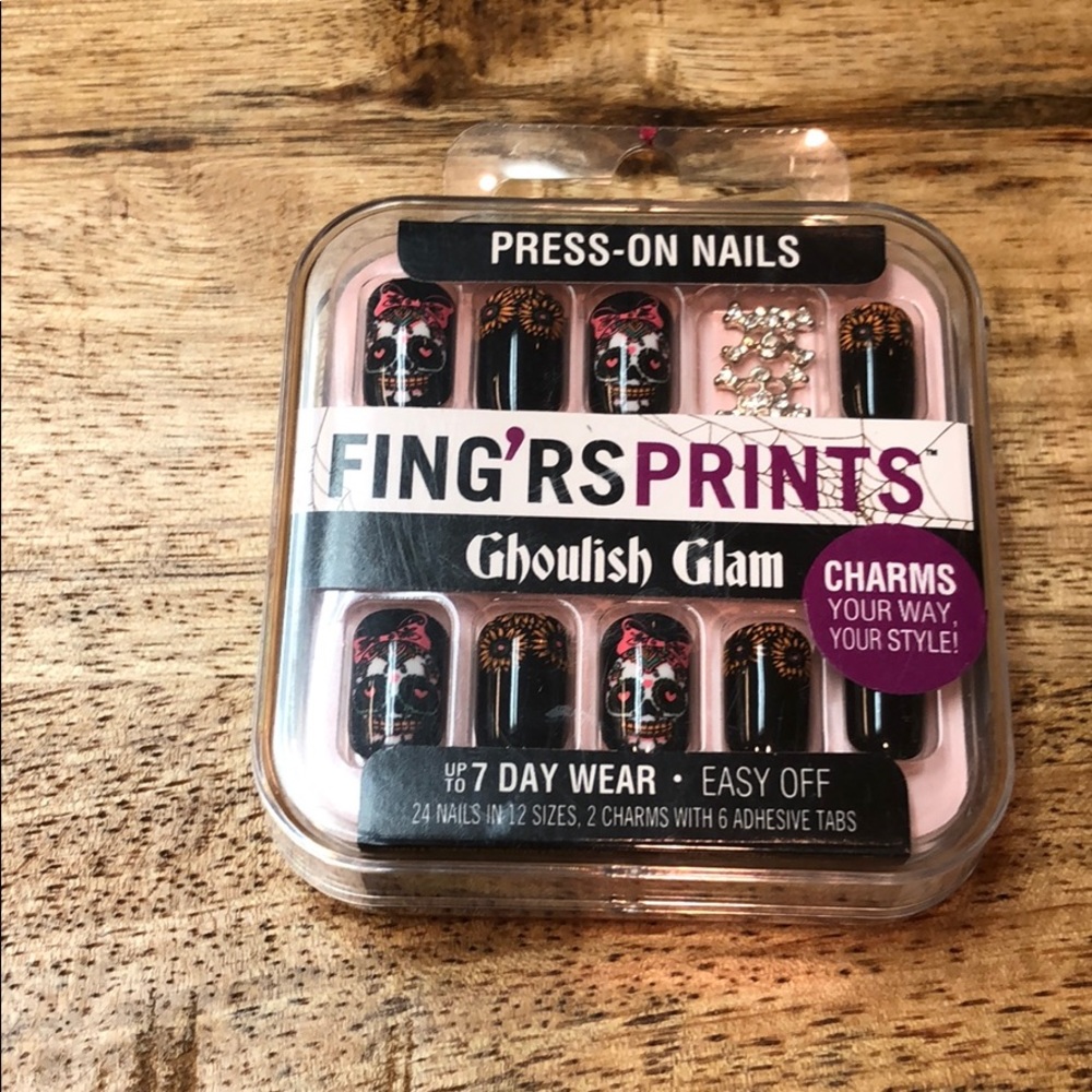 Press On Nails Ghoulish Glam